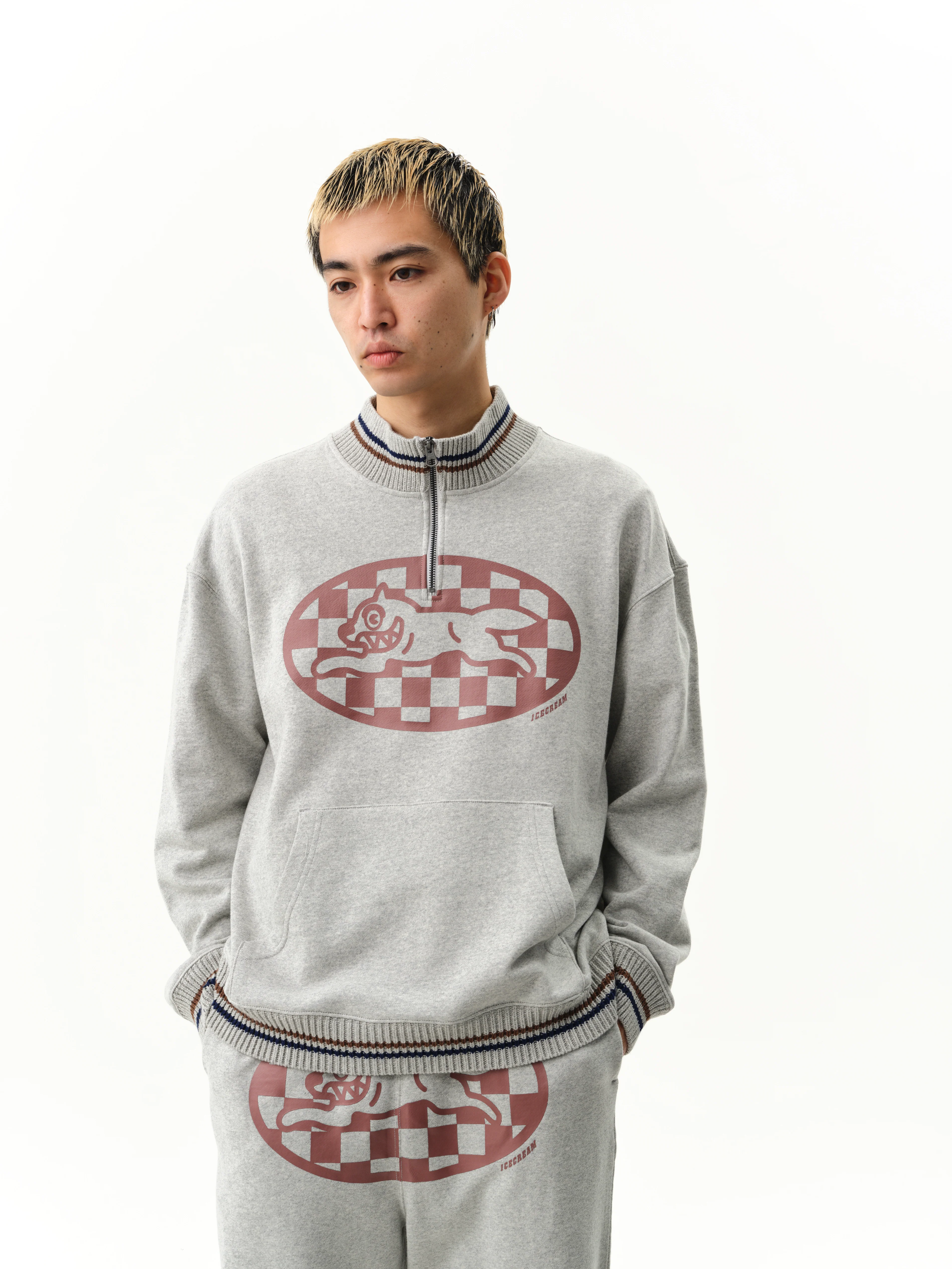 CHECKER RUNNING DOG QUARTER ZIP - HEATHER GREY - Image 3