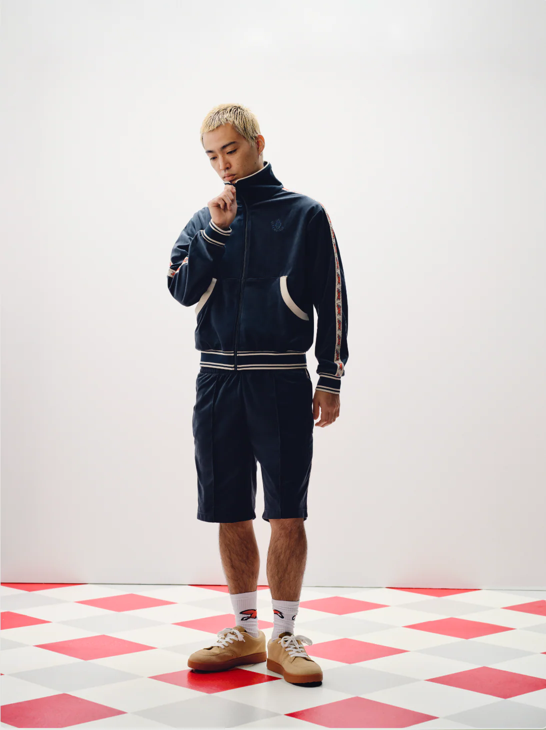 RUNNING DOG TAPED VELOUR TRACK SHORTS - NAVY - Image 3